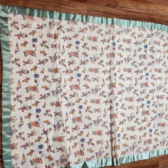 Vintage 60s Clown Circus Blanket Crib Child's Size White Green Satin Edge - Picture 5 of 7